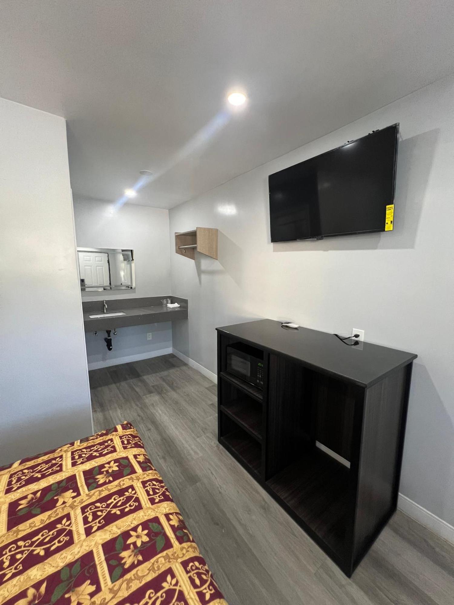 Eastsider Motel -Downtown La New Rooms Los Angeles Exterior photo